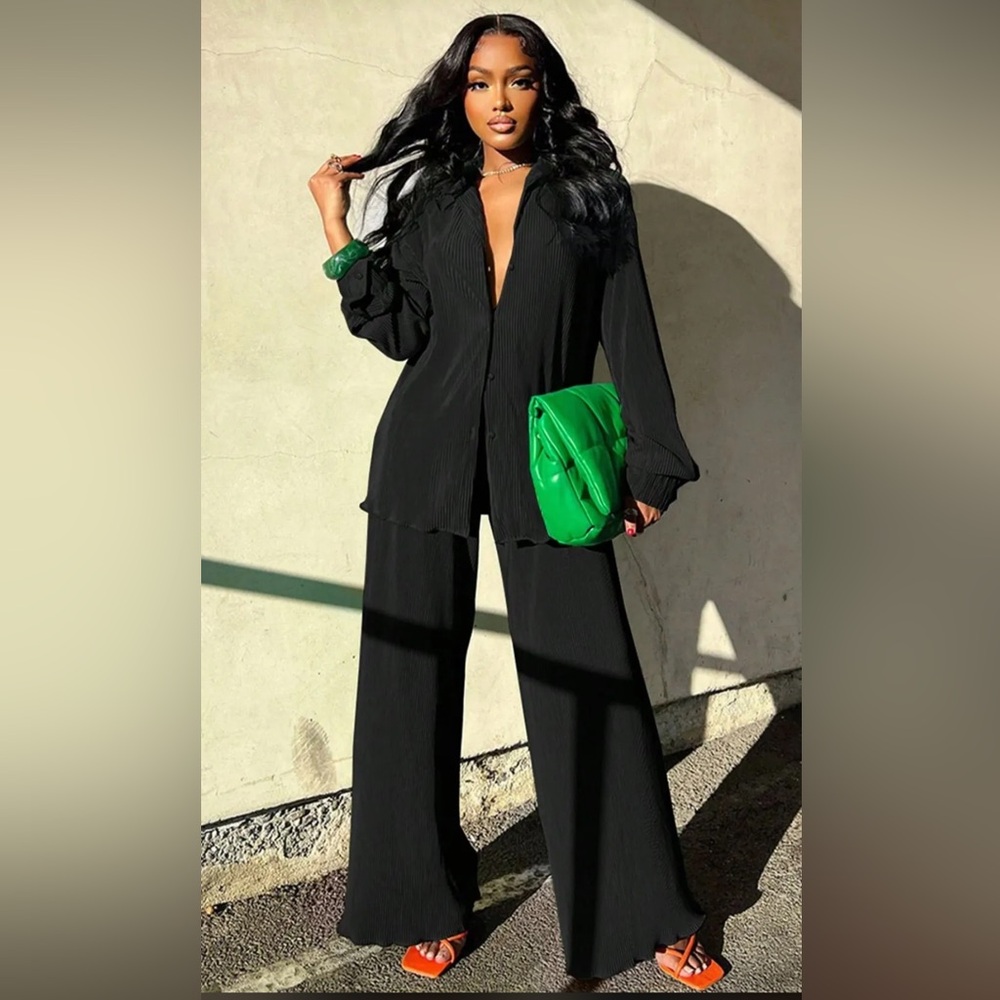 Elegant Black Women's Pantsuit